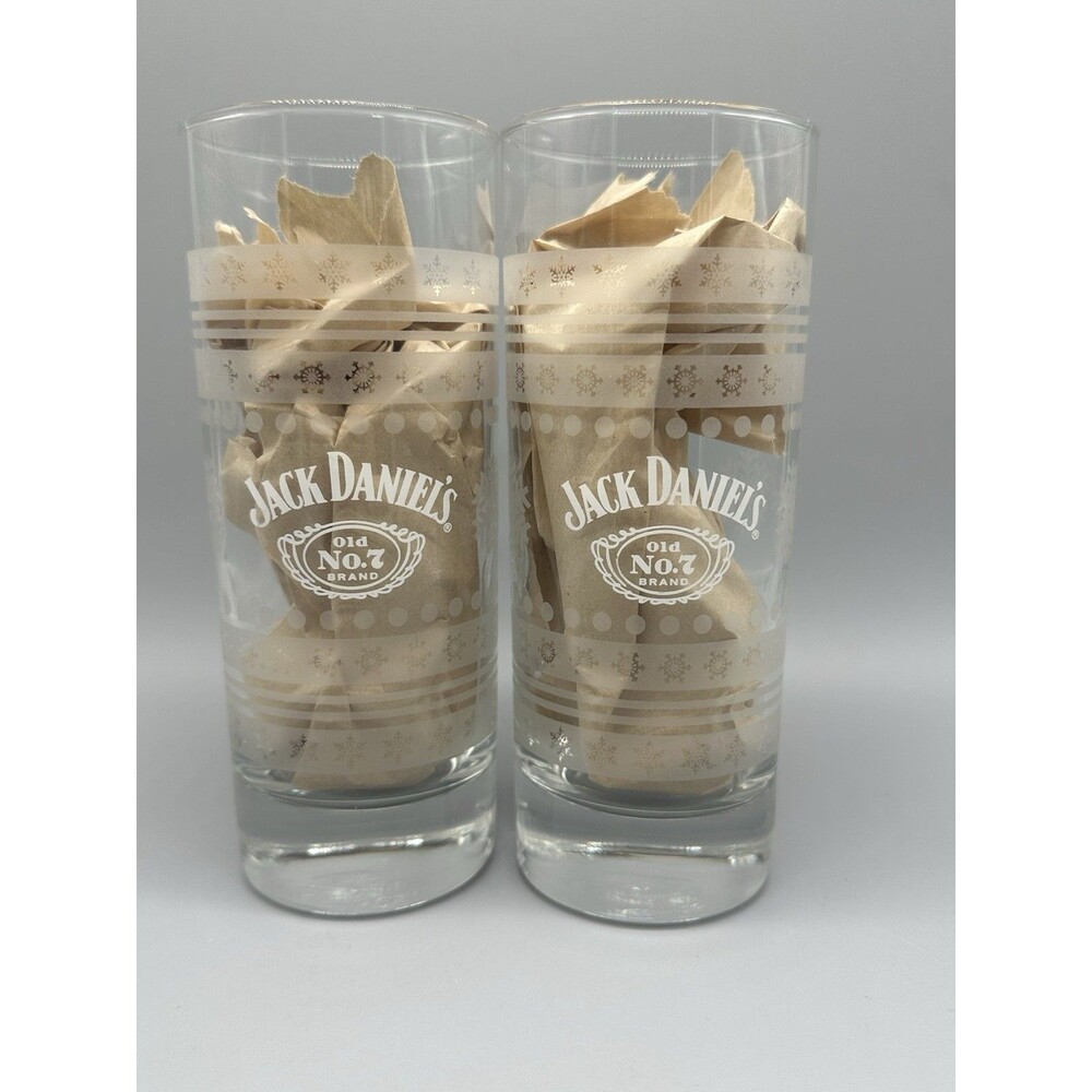 Jack Daniels Old No. 7 Etched Winter Snowflake Tom Collins Glass Whiskey Holiday
